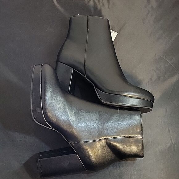 BRAND NEW FOREVER 21 BLOCK ZIP CLOSURE ROUND TOE SLIP-ON FAUX LEATHER BOOT - Picture 7 of 15